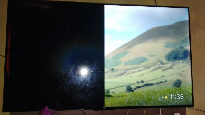 Vendo uma tv LG 55 com defeito 400
