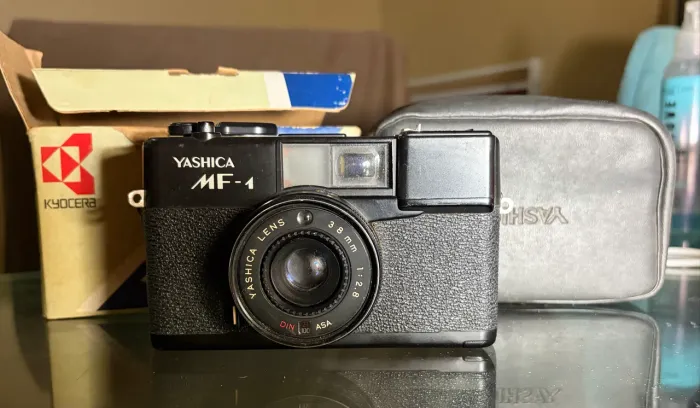 Câmera analógica Yashica MF-1, 1979