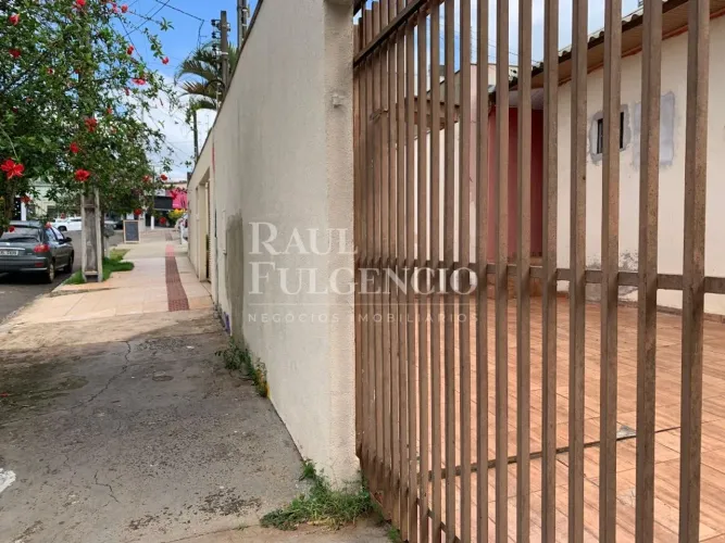 Casa para locação na Gleba Palhano com 170m²