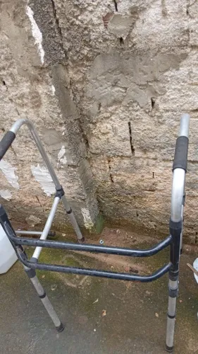 Andador
