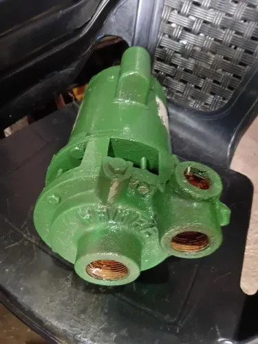 Vende se bomba d agua  fone *86 falar com borges 