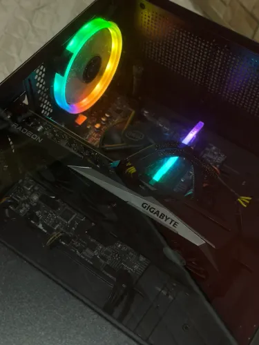 PC GAMER / MONITOR