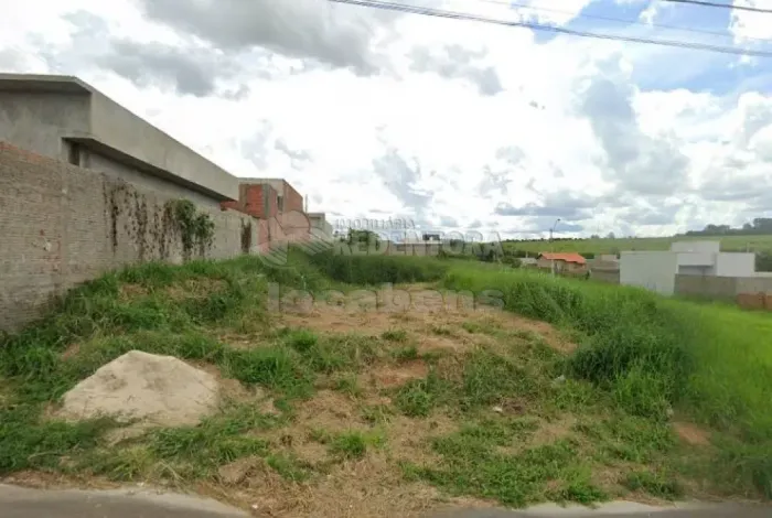 Ótimo terreno no Colina Azul