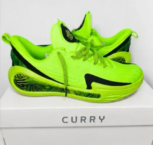 Under armor curry 12