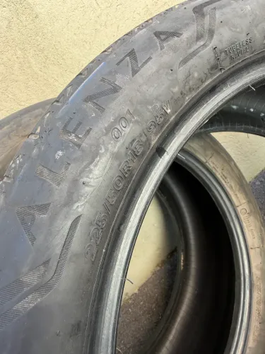Pneus 225 50 18 bridgestone