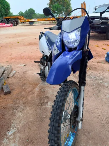 Yamaha Lander 250 Azul
