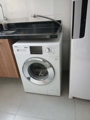 Máquina de lavar roupa philco 10 k com tampa frontal