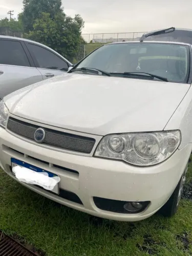 Fiat Palio ELX 1.3 MPI Flex 8V 4P 2005