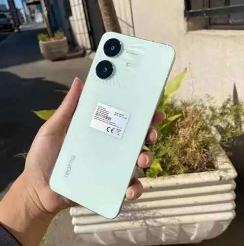 Celular NOVO / NA CAIXA E COM NOTA FISCAL - Divido no cartão