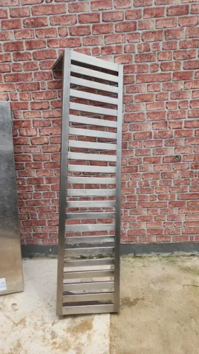 Rack / Estante Porta-Assadeiras em Aço Inox 1,60m - Linha Profissional