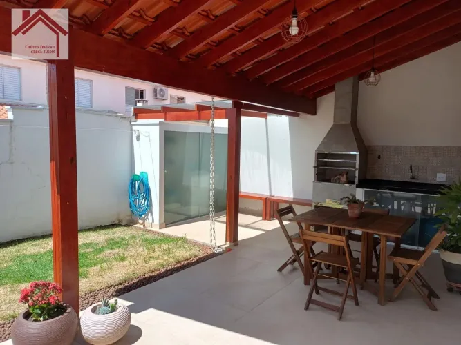 Casa de Condomínio à Venda em Villa Flora Sorocaba | 3 Dorms, 101m²