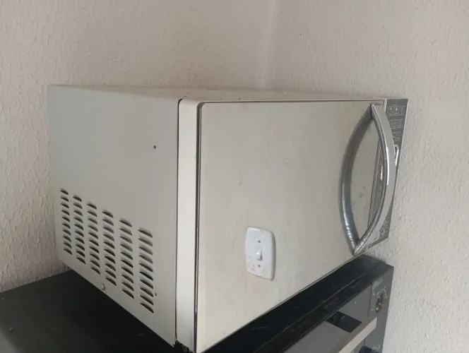 VENDO MICROONDAS GRANDE