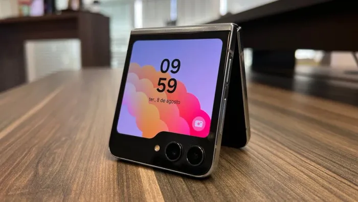 Z Flip 5 C. Garantia na tela