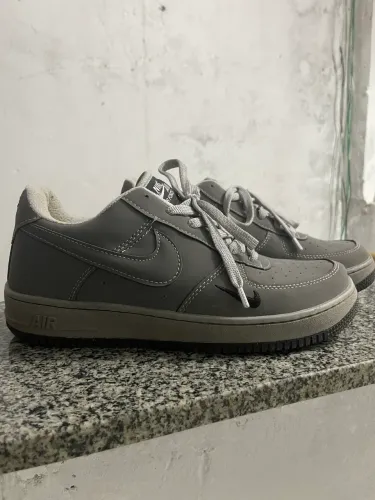 Nike Air Max 42 Cinza