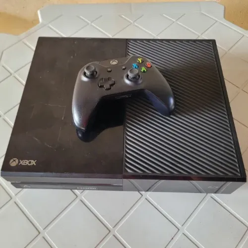 Xbox One Fat com Defeito (Não Liga) + Controle Original