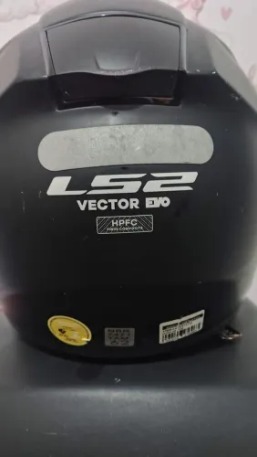 Capacete e Baú