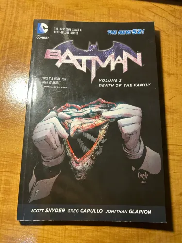 HQ A morte da Família Batman Vol. 3. (em Inglês) do Snyder