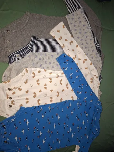 Kit carters 18m