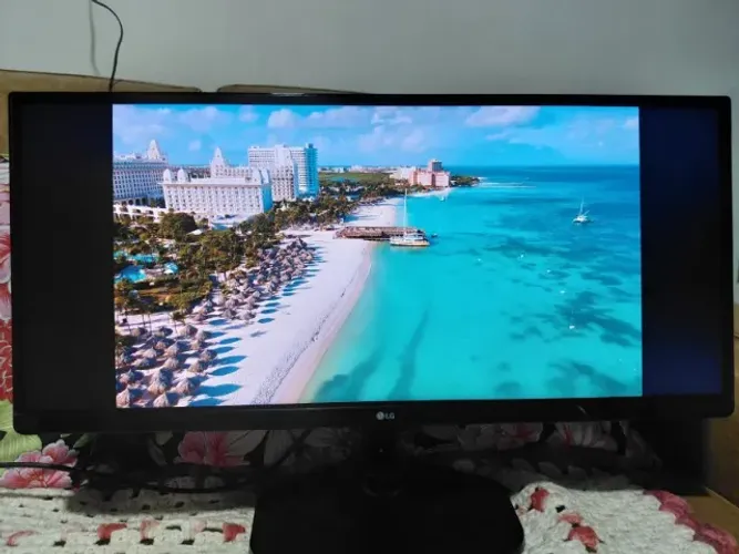 Monitor Gamer UltraWide LG 25" (LEIA O ANÚNCIO TODO)