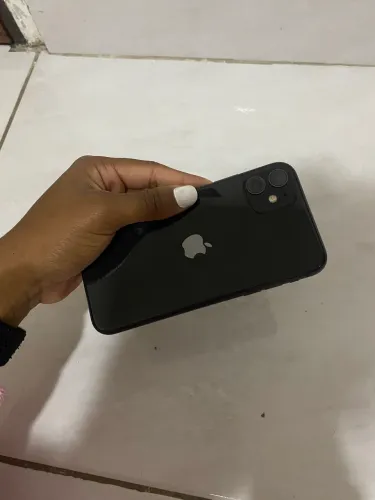 IPHONE 11 128GB BATERIA 75%