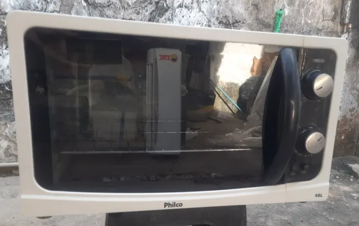 Forno elétrico Philco 48 litros, não testado