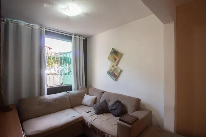Casa à Venda - Santa Rosa, 3 Quartos, 117 m2