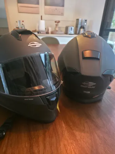 2 Capacetes Mormaii Motorsport