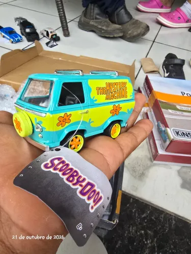 Carrinhos temáticos escala 1:32