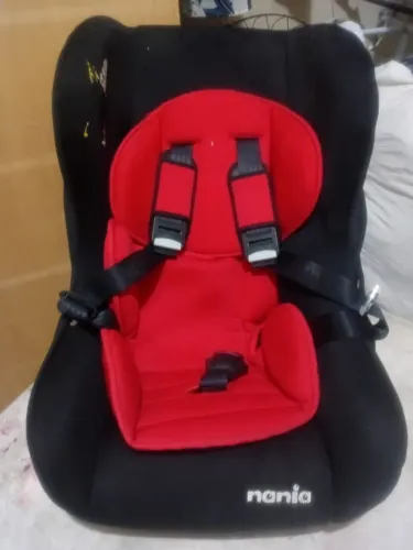 Vendo uma cadeira de transporte 100 