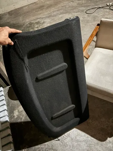 Tampão porta malas Creta 2021 Original!!