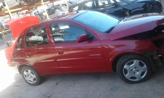 Corsa Sedan 2011 1.4 vendido em peças