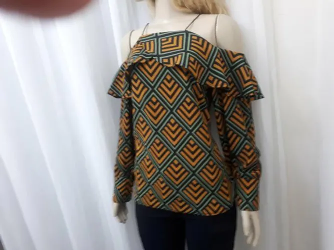 Blusa ombro a ombro Tam P