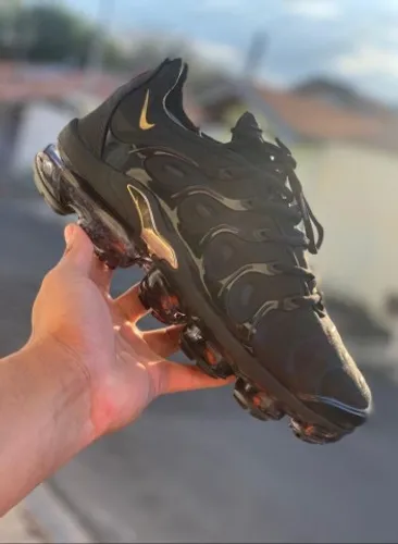 Tênis Nike Vapormax Plus top