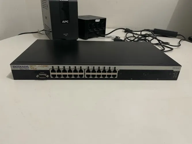 Switch Enterasys - 24 Portas 