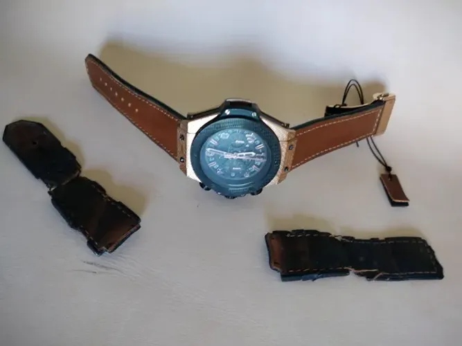 PULSEIRAS EM COURO PARA RELÓGIOS