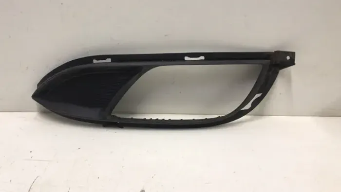 Moldura Farol de Milha Direito Kia Cerato 2014/2016