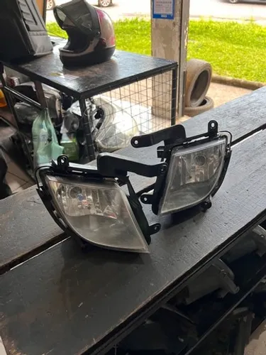 Farol de milha kia cerato usado par