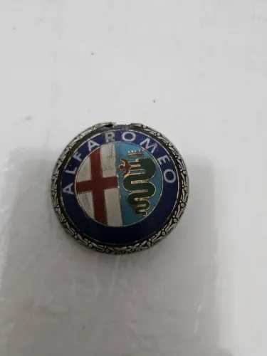 Alfa romeo 2300 ti emblema coração grade original