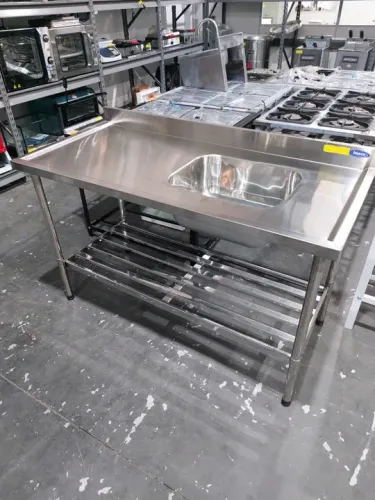 Bancada inox com pia 1,50x0,70 nova