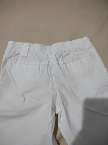 Bermuda branca infantil 04 anos