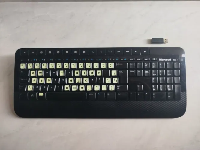 Teclado Microsoft Wireless 2000