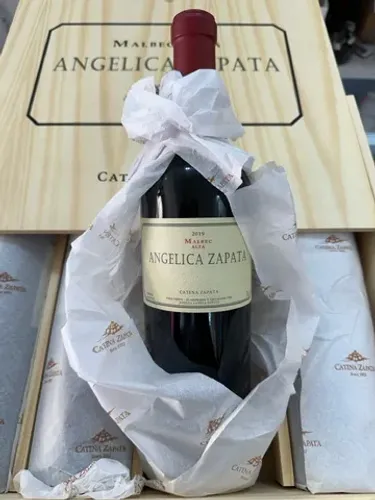 Vinho Angélica zapata