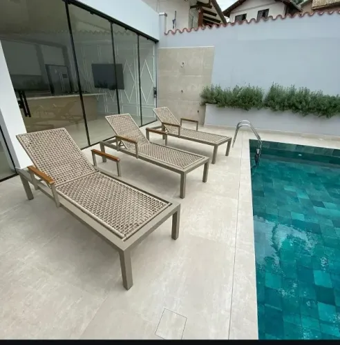 Cadeira de piscina Luxo ( unidade )