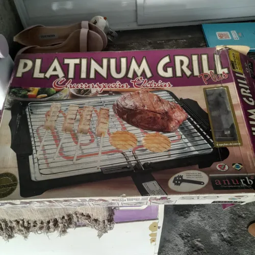 Churrasqueira Elétrica Platinum Grill Plus