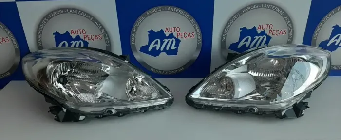 farol nissan versa