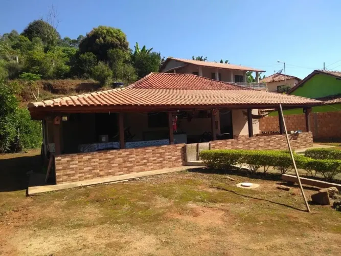 Chácara 1.200m² em Pedralva M/G