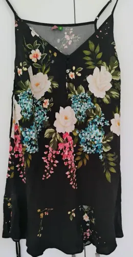 Vestido FARM Floral Preto - Tamanho M
