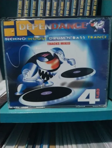 BOX 4 CDs INdependance Techno, House, Drum'n'Bass, Trance