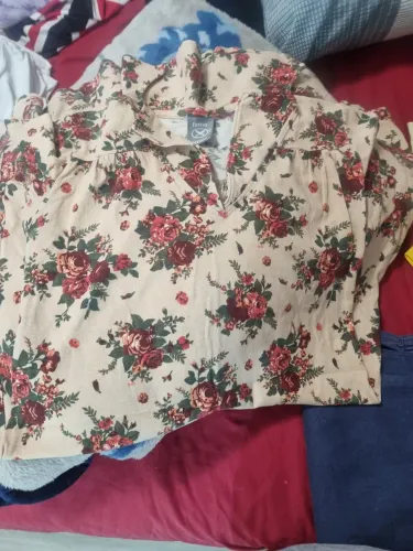 Lote de roupas