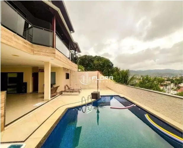 Casa com 4 dormitórios à venda, 500 m² por R$ 1.650.000,00 - Maravista - Niterói/RJ
